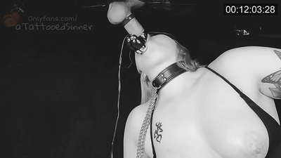 Joli ti fi ak Tit pafè nan gloryhole la